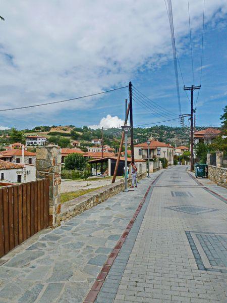 Nikiti