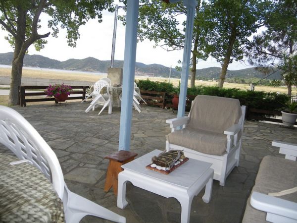 Studios Avra